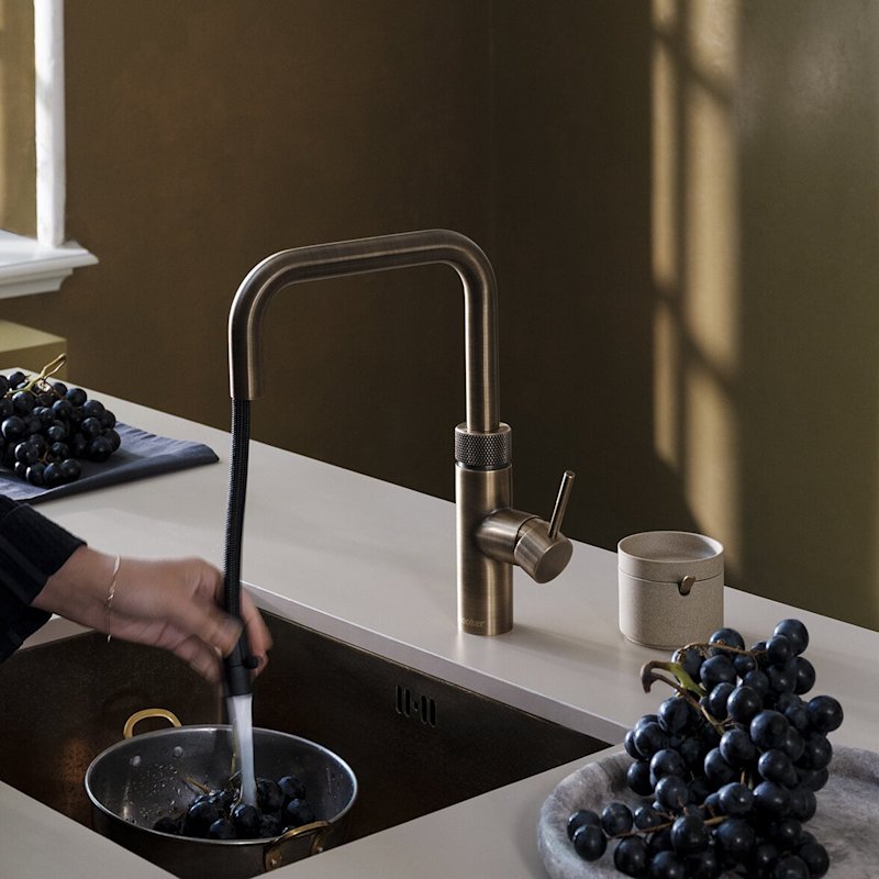 Quooker Flex Square boiling water tap in patinated brass with pull-out hose