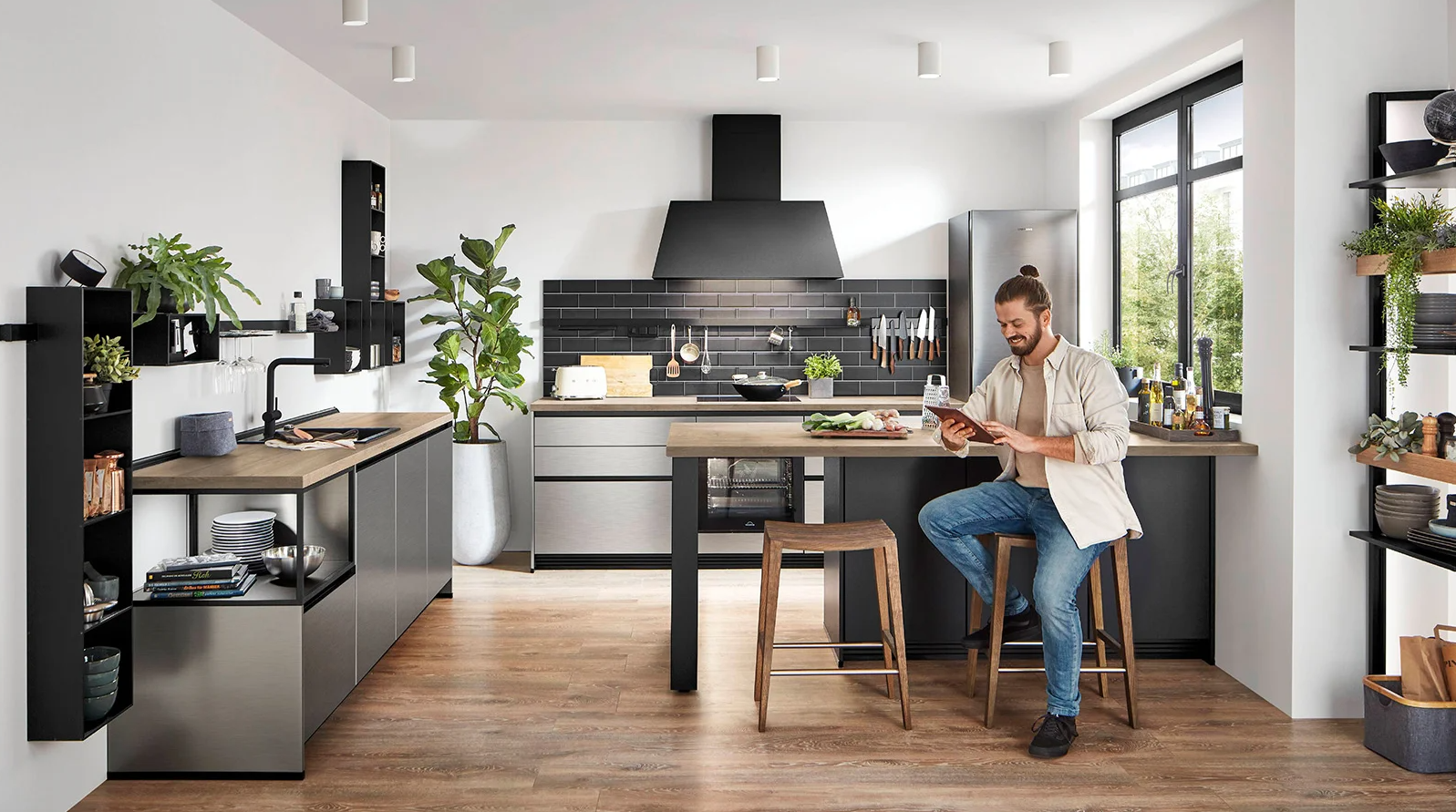 Nobilia Inox kitchen - brushed steel reproduction