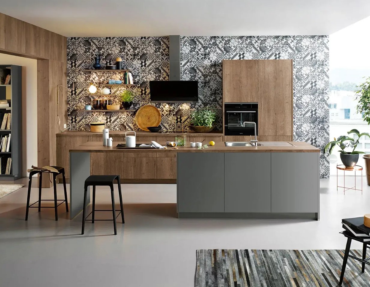 Schüller Cremona kitchen - painted framed shaker with synchronised pore